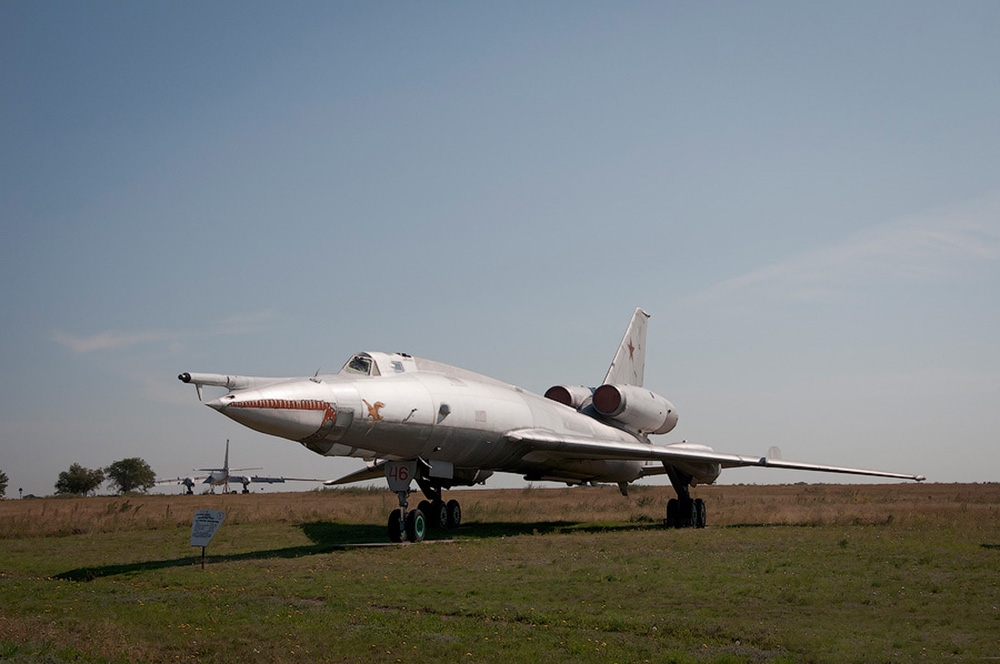 Самолет-постановщик помех Ту-22ПД