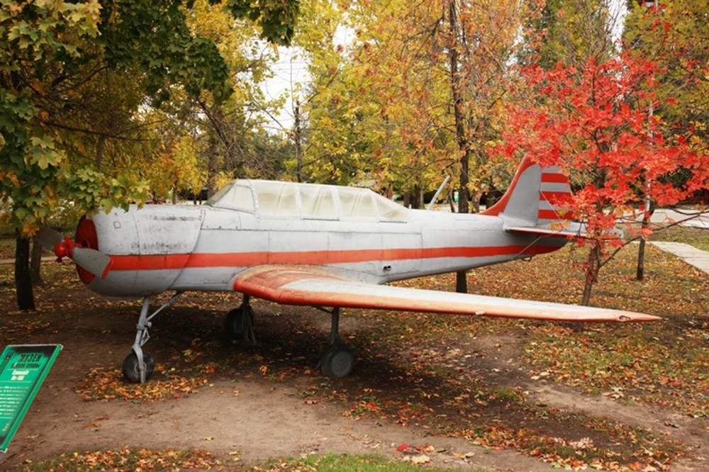 Учебно-тренировочный самолет Як-18А