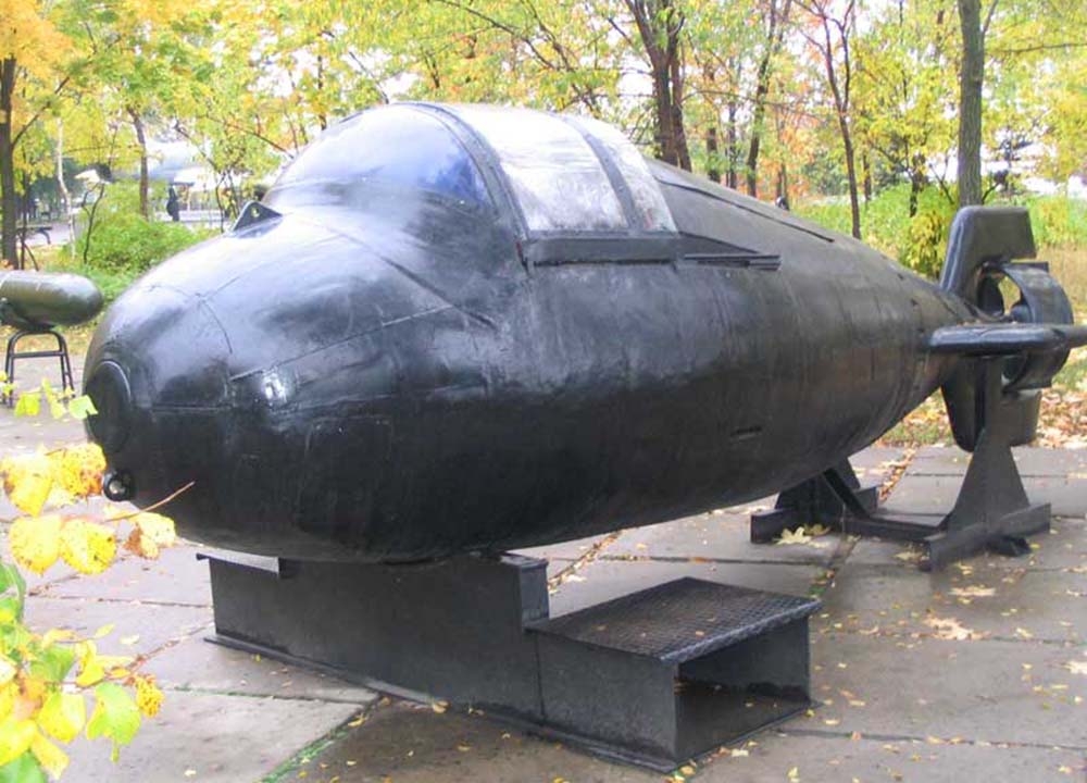 Сверхмалая подводная лодка - носитель водолазов «Тритон-1М» 1978 г.