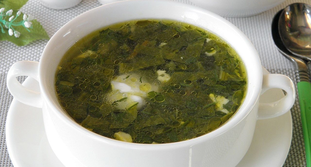 Зеленые супы с мать-и мачехой
