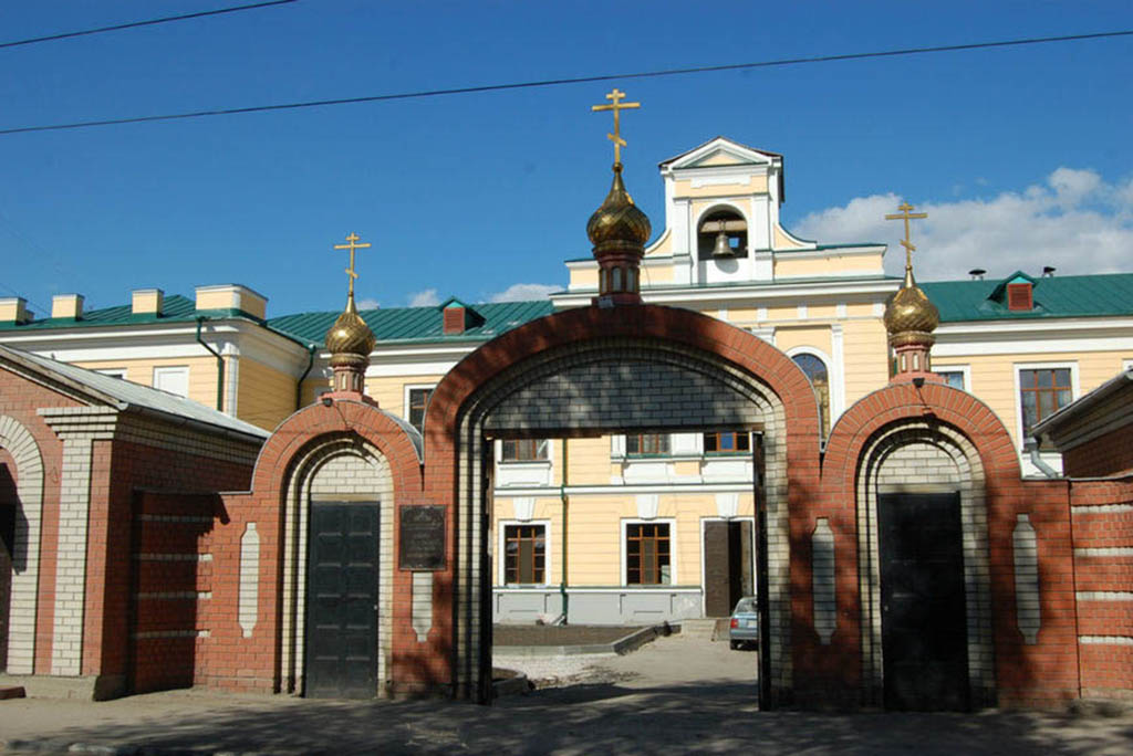 Здание церкви-школы Рязано-Уральской железной дороги