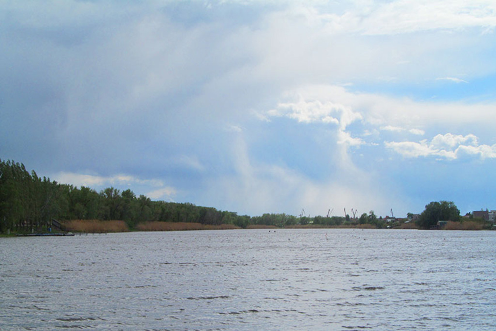 Энгельс озеро Сазанка