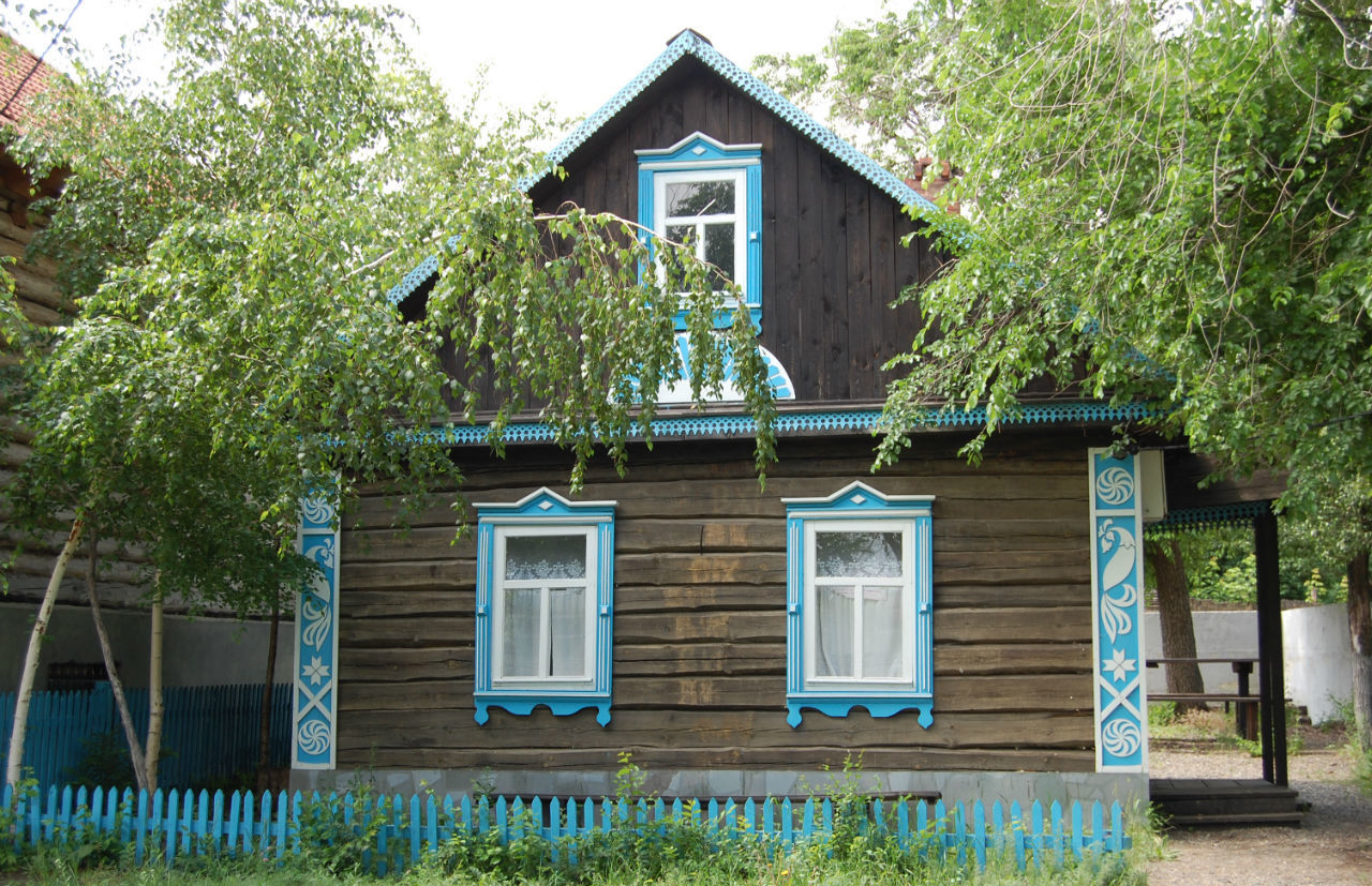 Мордовское подворье "Кудо" в Национальной деревне