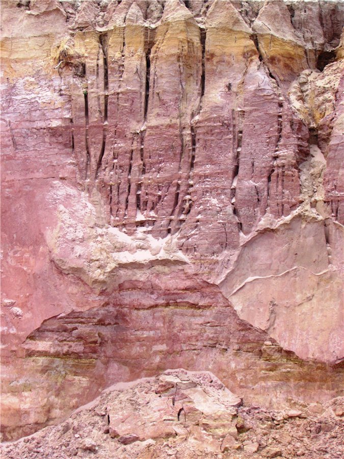 Алексеевский карьер цветного песка