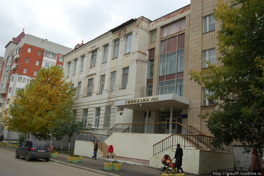 Здание народного училища на Вознесенской