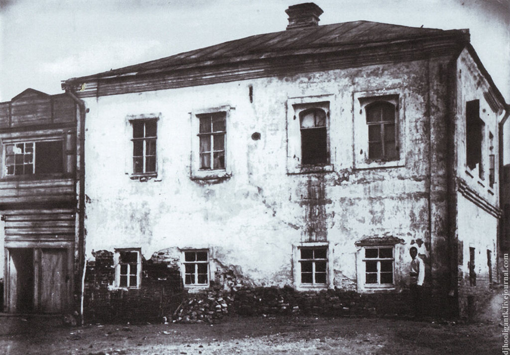 Дом Дьяконова (Самый старый жилой дом)