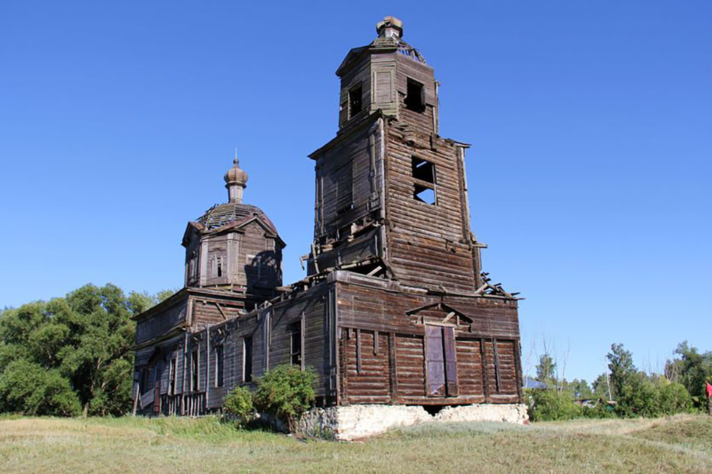 Церковь Троицы Живоначальной с. План