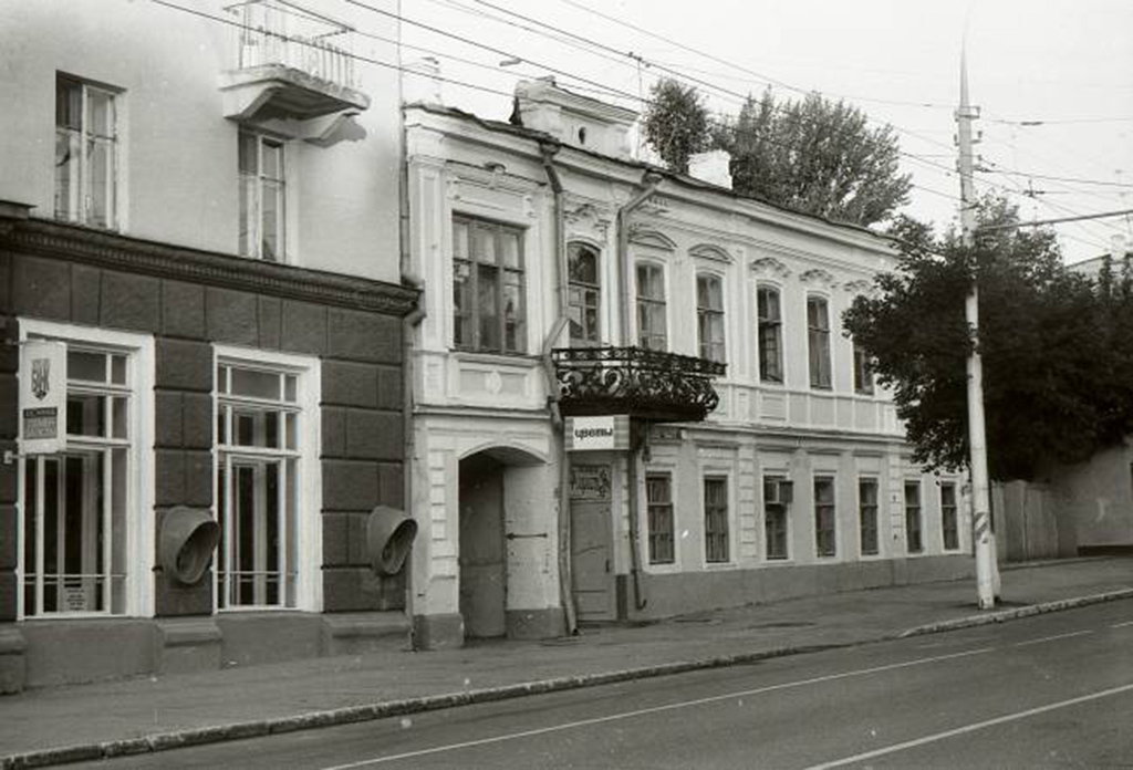 Офисное здание на Московской