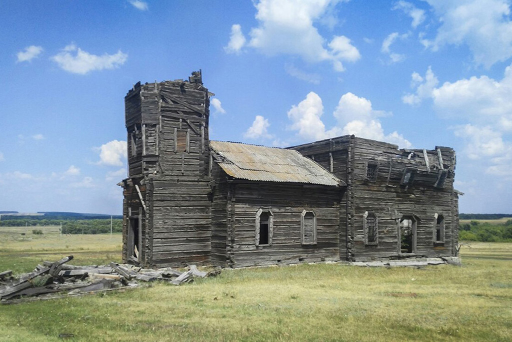 Деревянная церковь Михаила Архангела с. Новая Осиновка