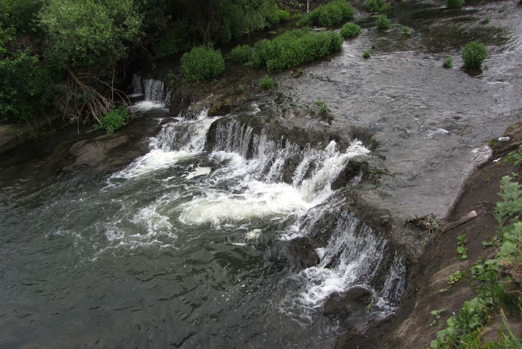 Водопад на реке Камзолка