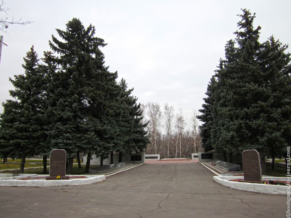 Мемориальный комплекс погибшим воинам на Воскресенском кладбище
