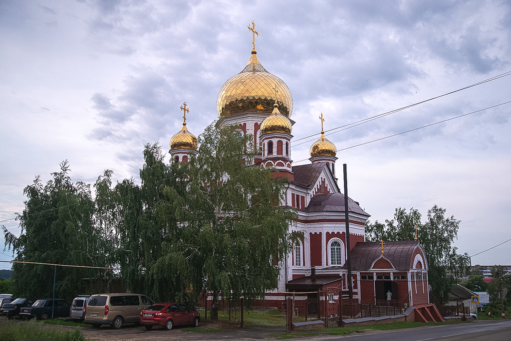 Храм в честь Казанской иконы Божией Матери Петровск