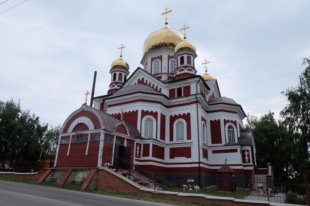 Храм в честь Казанской иконы Божией Матери Петровск